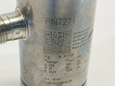USED IFM PRESSURE SENSOR WITH DISPLAY PN-250-SEN14-QFRKG/US/ /V