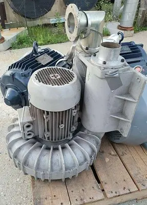 USED 2005 VENTURE INDUSTRIES SC40C550T