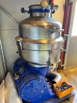 Alfa-Laval FEUX 412U-35-60 nozzle centrifuge, 316SS.