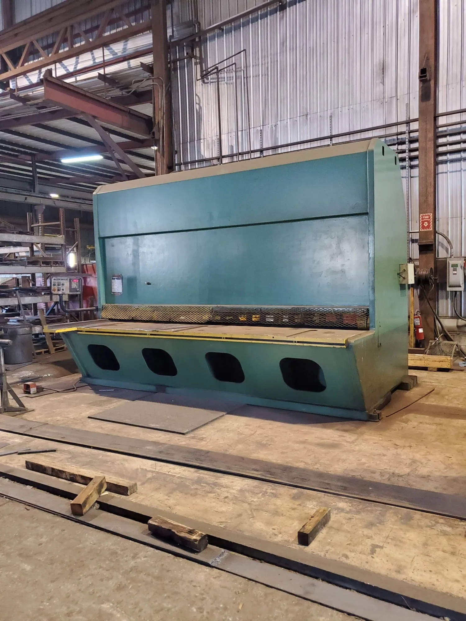 USED 2000 ACCURSHEAR 875012