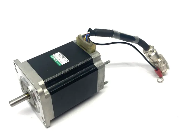 Used Sanyo Denki Step-Syn 2-Phase Stepping Motor 1.8º NO ENCODER Motors (misc) Michigan US | Maverick Industrial Sales #1392321