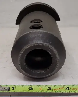 USED KENNAMETAL CAT 50 END MILL HOLDER