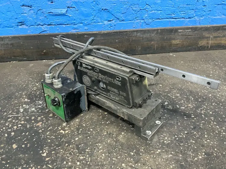 Used _UNKNOWN_ _UNKNOWN_ Linear Actuators Ohio US | HGR 24 #1384000