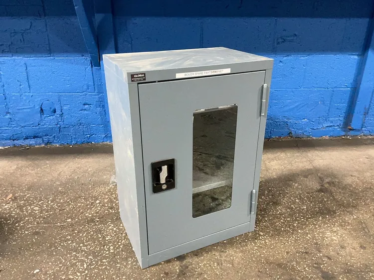 Used GLOBAL _UNKNOWN_ Cabinets Ohio US | HGR 24 #1244631