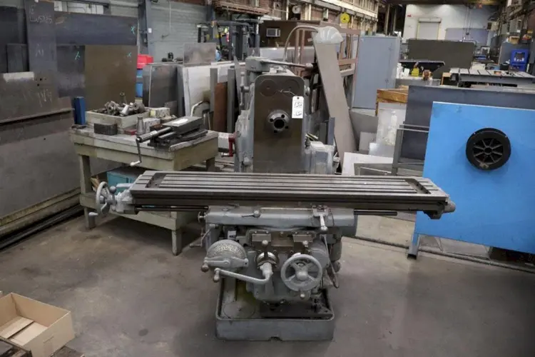 Used KEARNEY & TRECKER _UNKNOWN_ Milling & Drilling Machines (Combo) Ohio US | Yoder Brothers machinery #323896