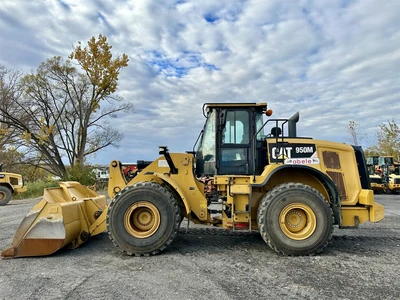 Used 2017 CATERPILLAR 950M Wheel Loaders | Abele Tractor #1342905