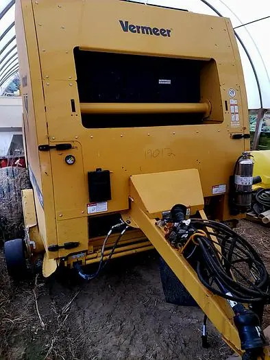 Used 2023 VERMEER 605N CORNSTALK SPECIAL Square Balers Nebraska US | Berry Machinery #910859