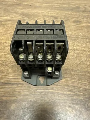 Used FUJI ELECTRIC SRC3931-5-ULH Miscellaneous Equipment (Electrical & Power) | Surplus Asset Holdings #1199436