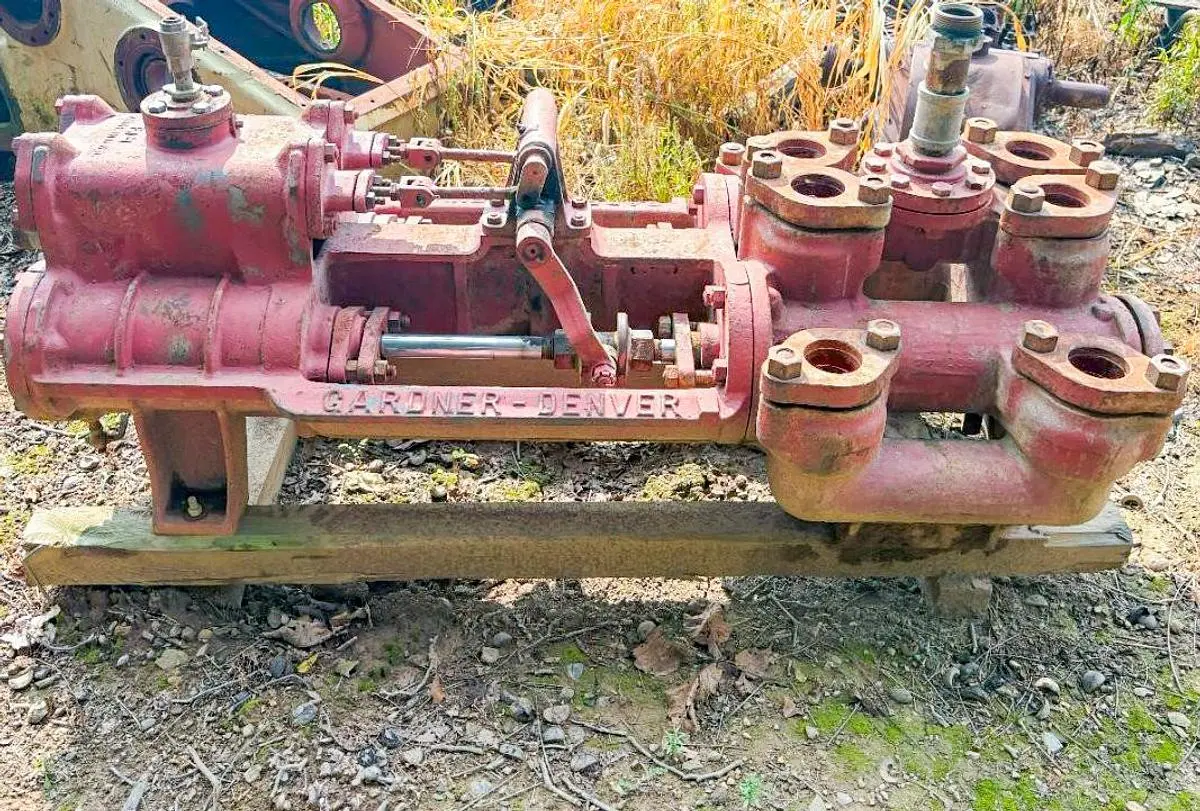 Used GARDNER DENVER 7 X 4-1/2 X 10 DUPLEX AIR-DRIVEN MUD PUMP Piston Pumps Pennsylvania US | East West Machinery & Drilling #1417799