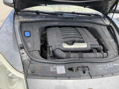 USED 2010 PORSCHE CAYENNE
