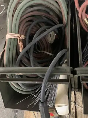 5916-300 Lincoln Electric Squarewave 275 TIG or Stick AC/DC Welder