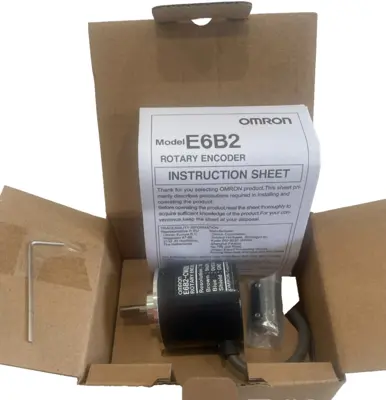NEW OMRON E6B2-CWZ6C ROTARY ENCODER E6B2CWZ6C 1800P/R 0.5M