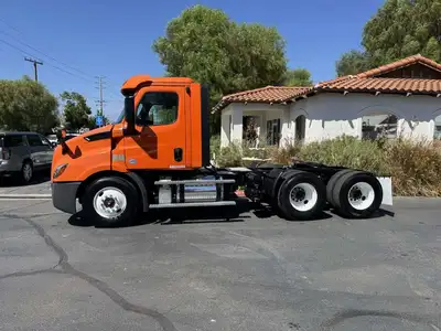 Used 2019 FREIGHTLINER T11664ST Conventional trucks California US | Commerce Truck Equipment Sales #1548731
