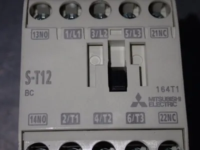 New | in-Stock MITSUBISHI ST12 BC PLC Contactors | HGR 24 #752711