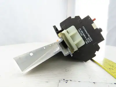 Allen Bradley 1492-GH015/B DIN Rail Mount 67 Circuit Breakers 54-1.5A 11-2A 2-3A
