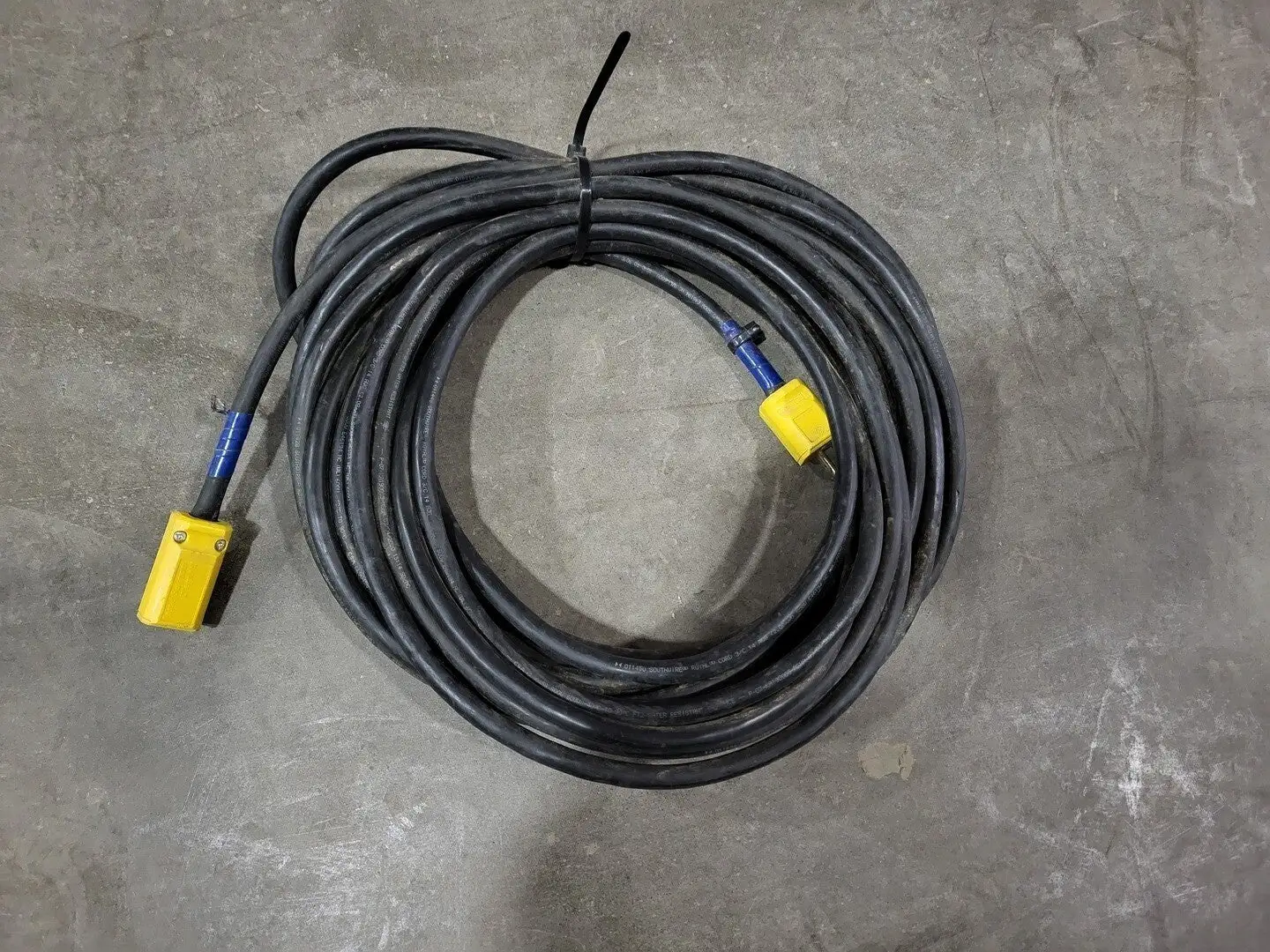 60 ft SOOW Power Extension Cord 14/3 AWG 15A 125V