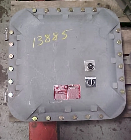 Used HUBBELL/KILLARK OUTLET BOX ELECTRIC  OUTLET BOX Misc Electrical & Power Parts New Jersey US | Champion Trading Corporation #423512