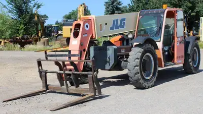 JLG Telescopic Articulating Forklift Telehandler  G 943 A