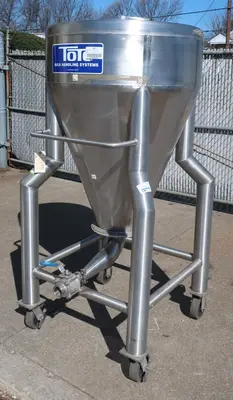 SPC8999  Tank 100 gallon vertical tank, Stainless Steel, conical on casters