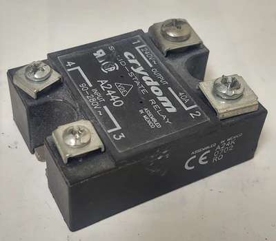 🔥Crydom SSR A2440 Solid State Relay 240VAC 40A
