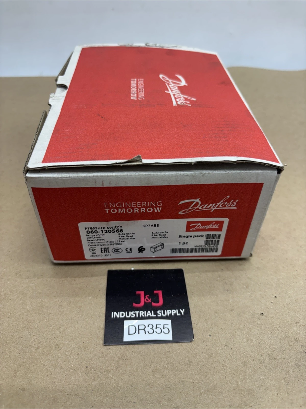 NEW Danfoss KP7ABS 060-120566