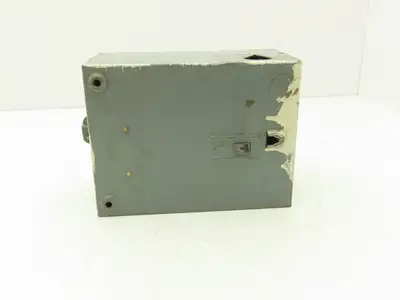 Allen Bradley 709-AOA Size 0 Motor Starter 5Hp 600V Coil 240VAC