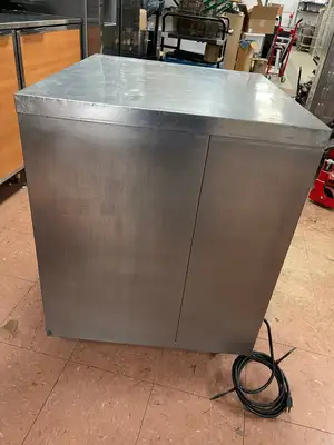 Used FWE Used FWE TS-1826-7 Insulated 1/2 Height Mobile Heated Holding Cabinet 5 Pan 120V Hot Food Warming, Holding, & Transport Cabinets Illinois US | Falcon Restaurant Supply #1376396