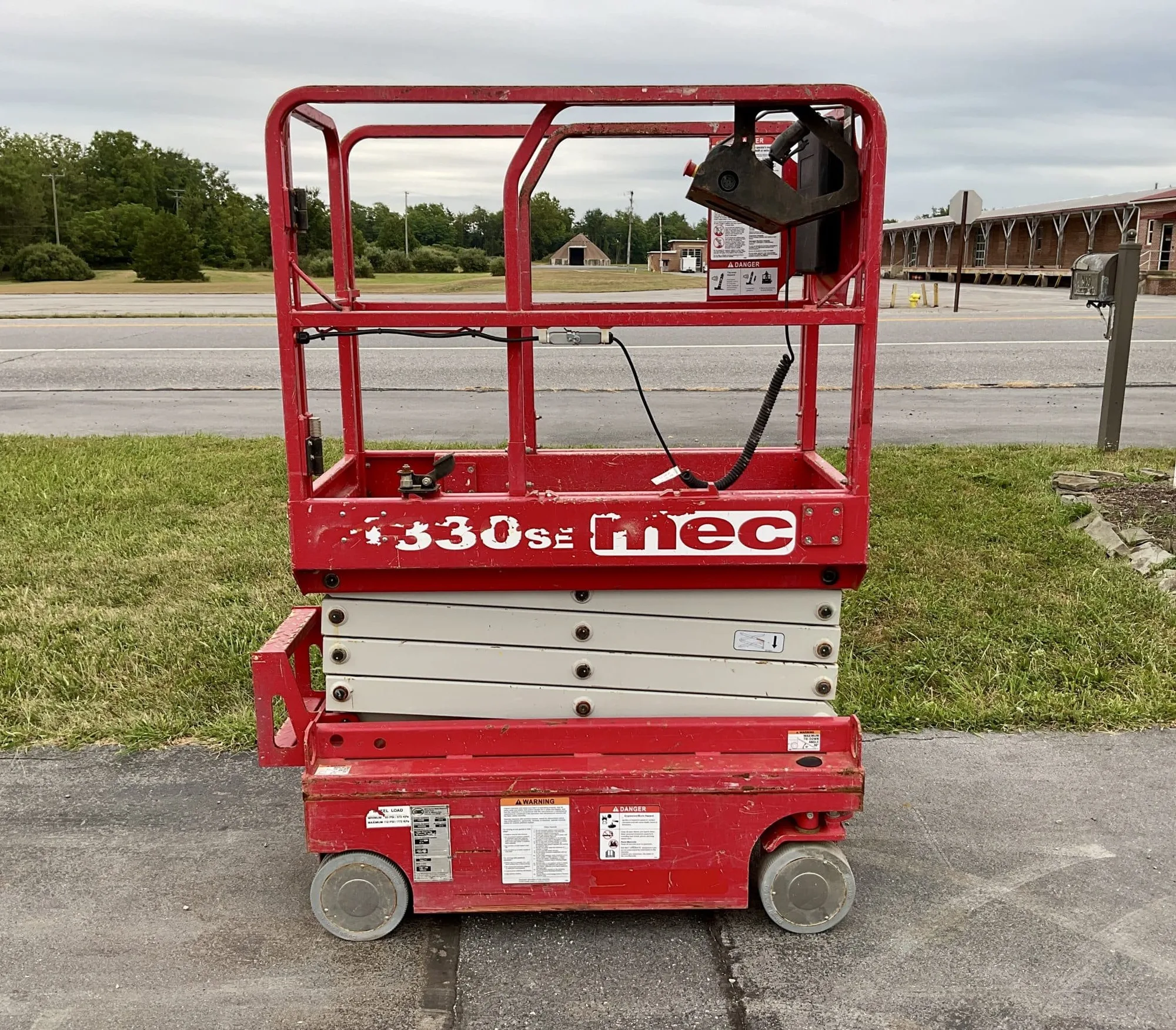 USED 2019 MEC 1330SE