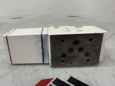 USED MOOG D661-5009