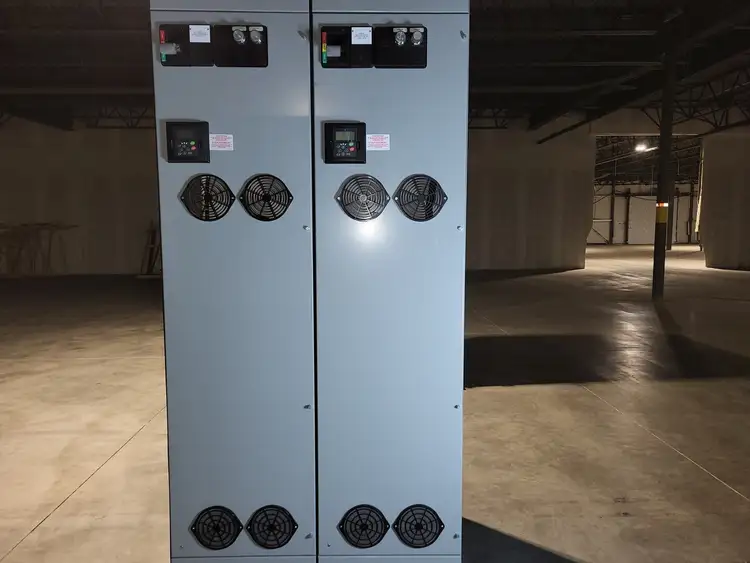 Used EATON SVX050A1-5A4N1 Switchgears British Columbia CA | Lenmark #240268