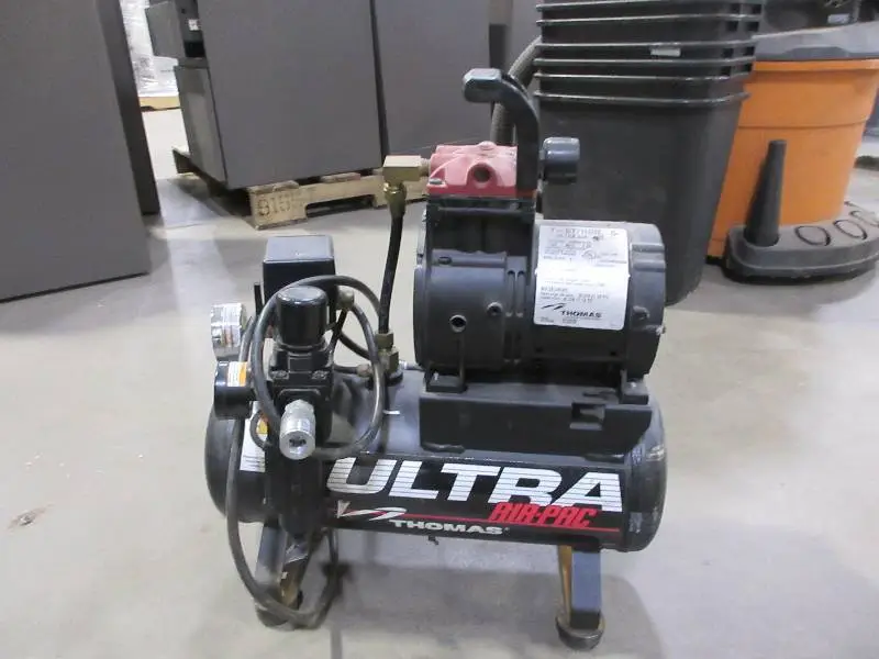 THOMAS ULTRA AIR PAC- AIR COMPRESSOR
