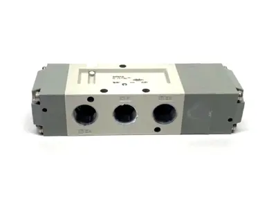 VFA5420-03 | SMC  Pneumatic Valve 3-Position 3/8" Ports - Used