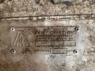 DAIRY CRAFT, INC. 30,000 GALLON Stainless Steel Tanks | Perry Equipment (6)