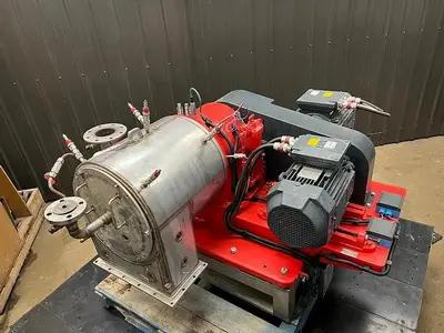 USED SIEBTECHNIK SHORT BOWL DECANTER