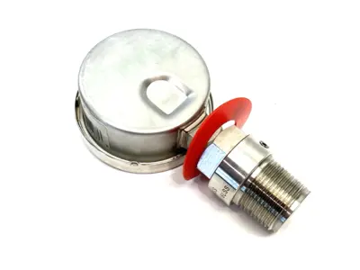 USED WINTERS STAIN. STEEL LIQUID FILLED GAUGE, D15992T FLUSH MOUNT DIA. SEAL