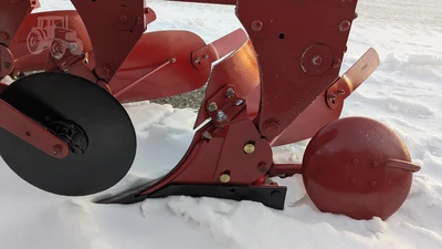 USED MASSEY FERGUSON 66