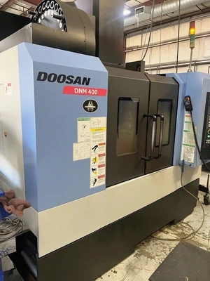2013 DOOSAN DNM 400 Vertical Machining Centers | Toolquip, Inc. (2)