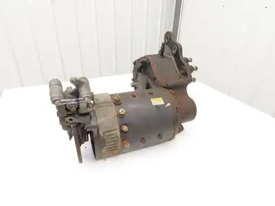 Toyota 14110-12181-71 Forklift Right Front Drive Axle & Motor 5-Lug Off 5FBE15