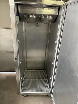 174-0131 Norlake NX211SMS/8 Single Door Self Contained Reach In Freezer