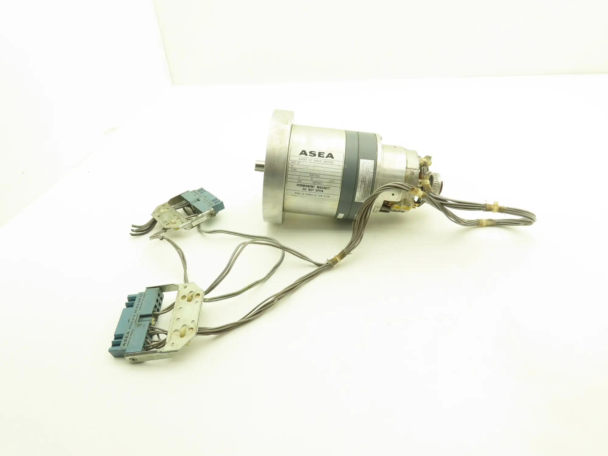 Asea F9M4H FD 57299 AXEM DC Servo Motor 35vdc 3000rpm .168kW / .225Hp