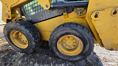 2022 CAT 232D3 skid loader | Iron Listing (24)