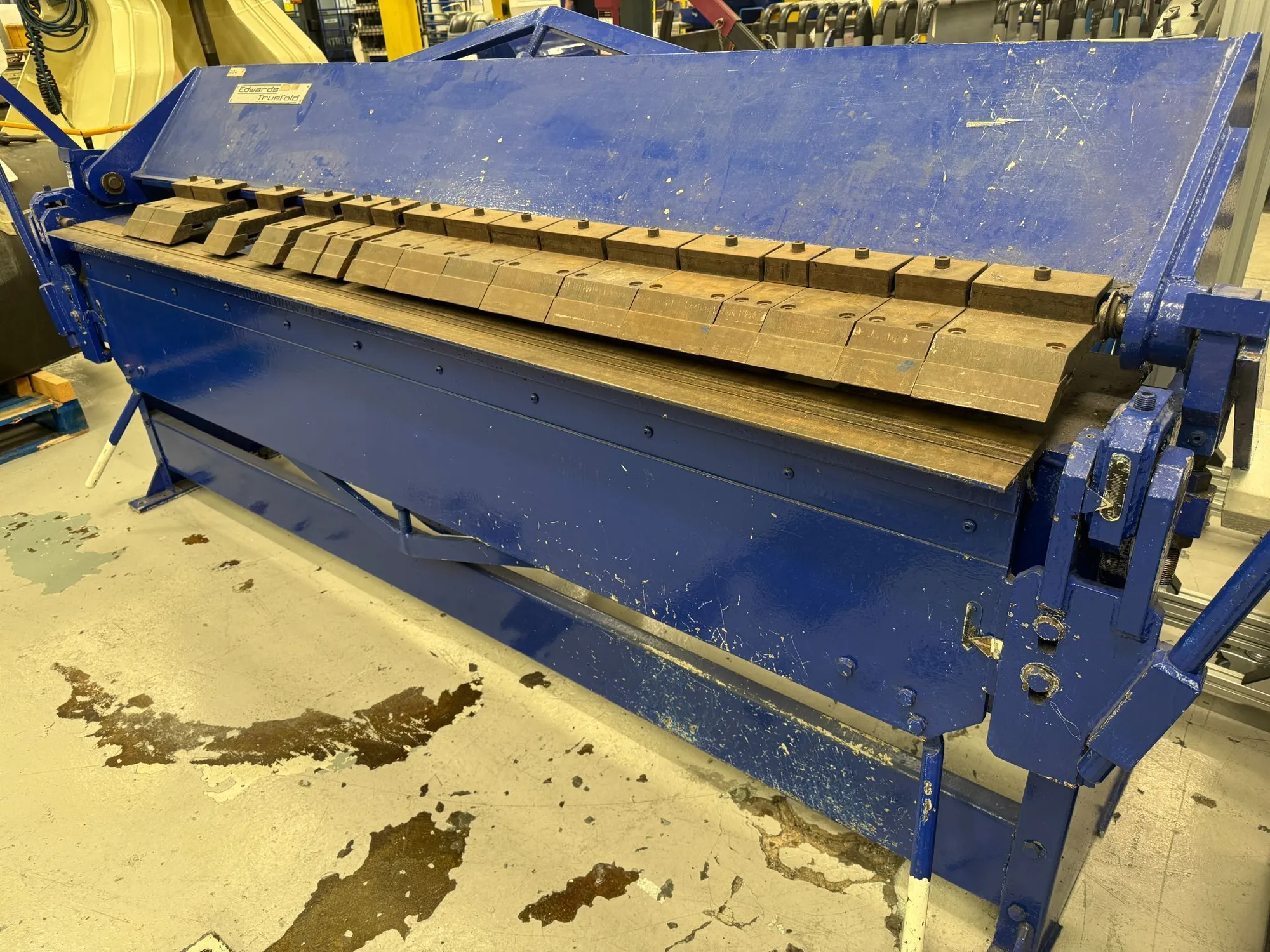 Used EDWARDS 600 Folder Apron Laser Cutters GB | Bowland Trading Ltd #1460695
