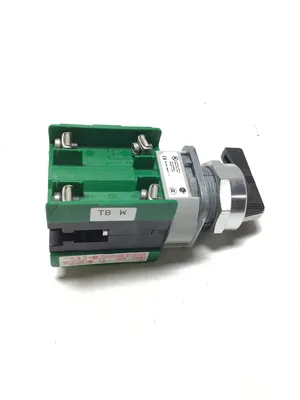 Allen-Bradley 800T-J17BP Selector Switch 30mm