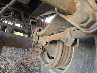 USED 1997 WESTERN 48'
