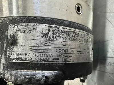 USED LIGHTNIN VIP-25