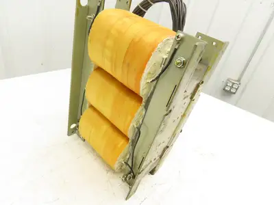 Tokuden Sangyou Step-Down Transformer 3Phase 3kVA 380-575V HV 210-230V LV