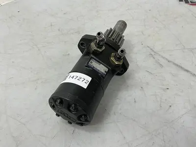 USED CHAR LYNN 101 2169 009