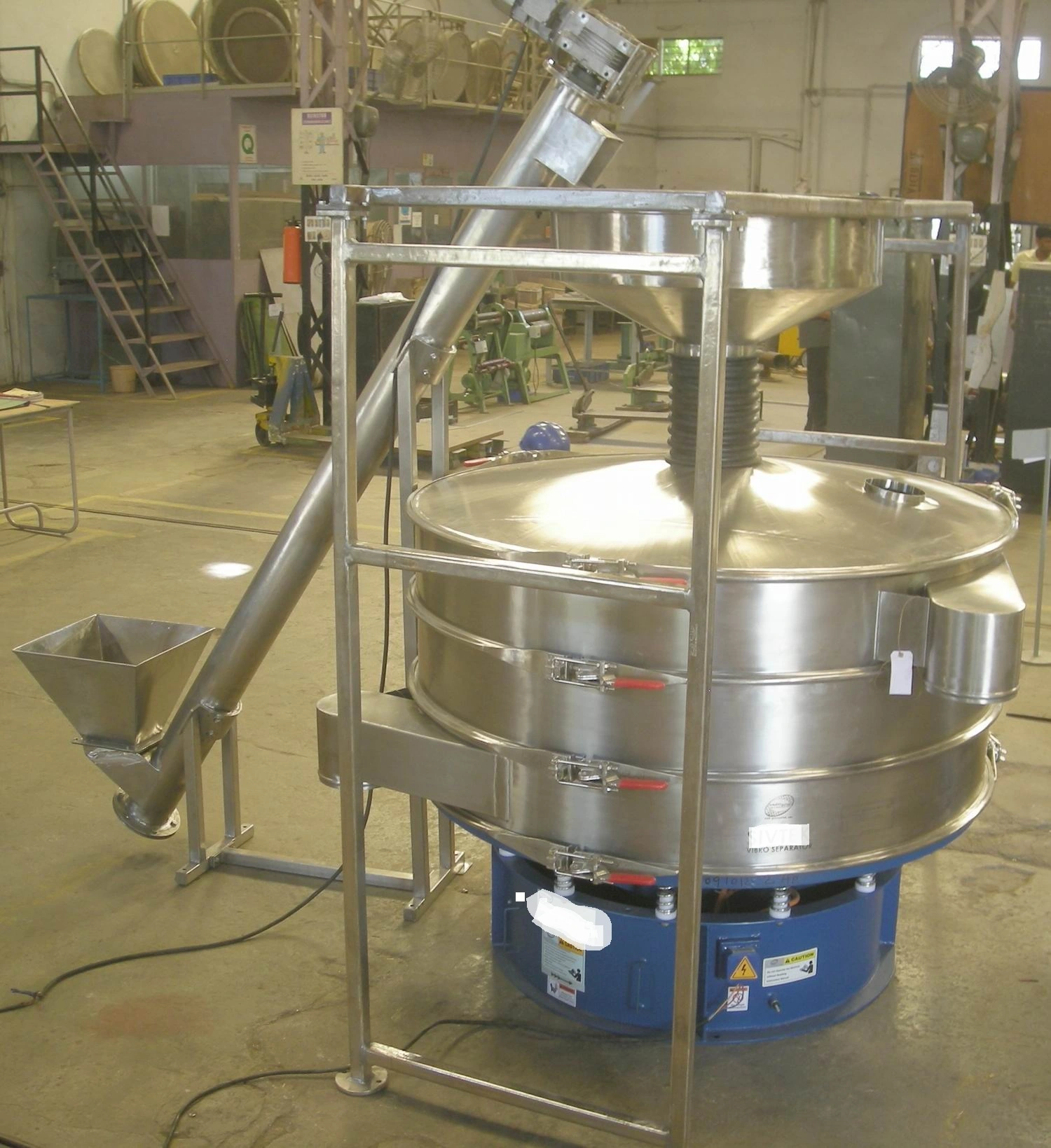 1,800 mm S/S New Vibratory Sieve up to 4 layers Rgs722