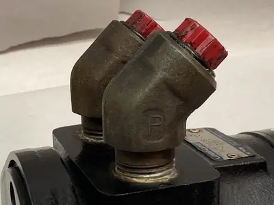 Used CHAR-LYNN 101-1028-007 Hydraulic and Pneumatic Motors Ohio US | Surplus Asset Holdings #1247176