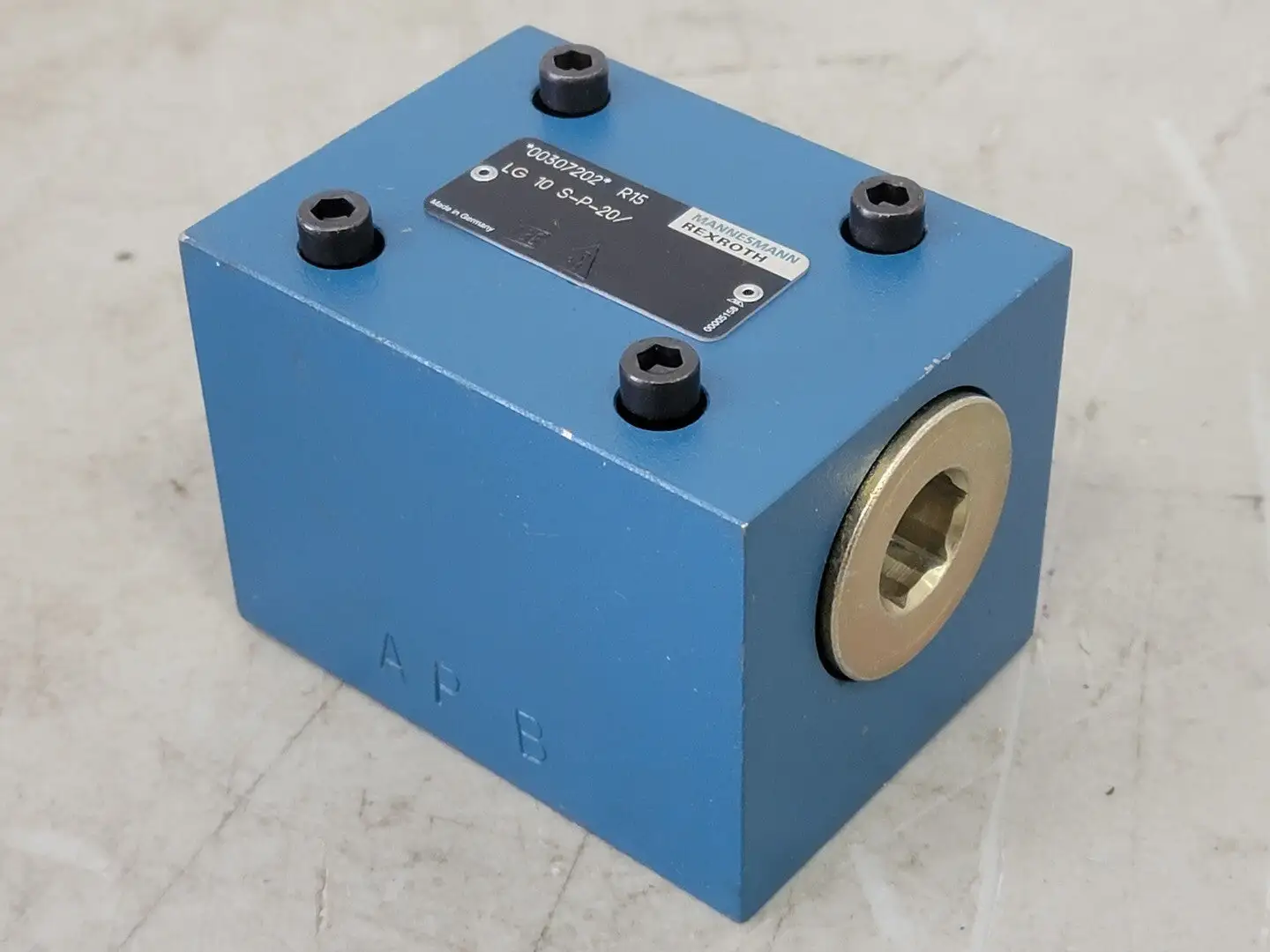 NEW REXROTH R15 LG 10 S-P-20/